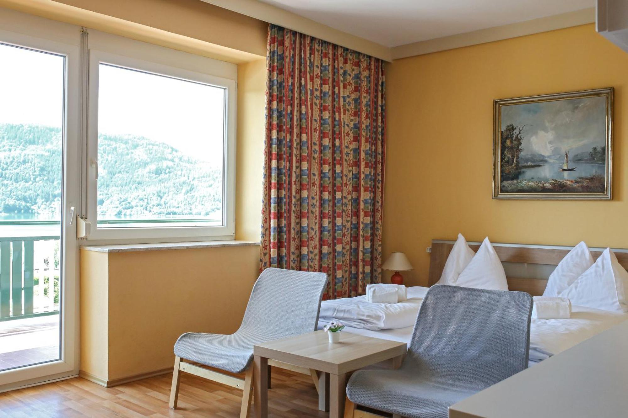 Self-Check In Apartmenthotel Seeglueck Pörtschach am Wörthersee Exteriör bild
